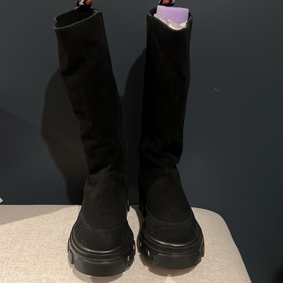 FARM Rio Suede Embroidered Tall Boots - Picture 3 of 7